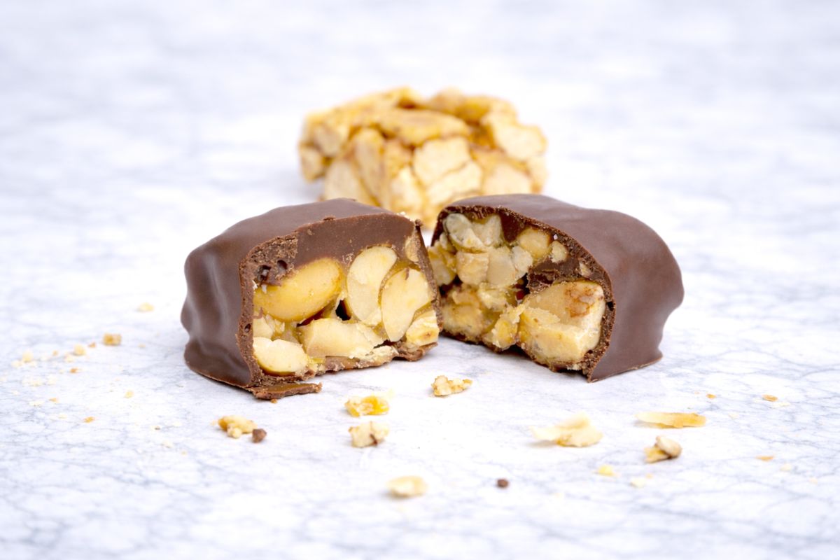 Çikolata Kaplı Yer Fıstıklı Krokan (165g)